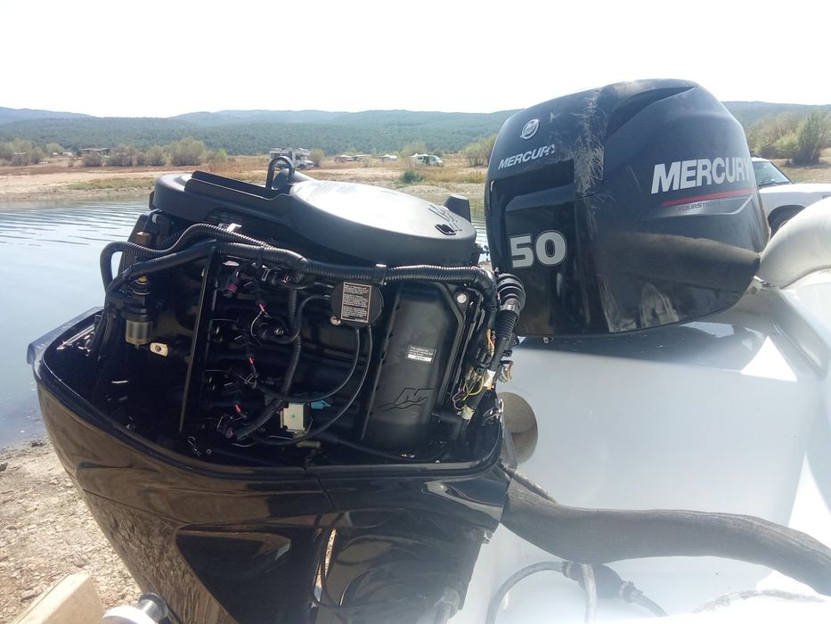 Извънбордов Двигател за лодка 50 коня