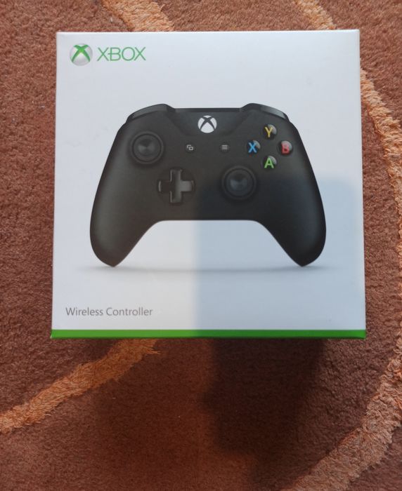 Consola MICROSOFT Xbox One S 500gb Second-Hand, ALB + 1 Controller  negru / Nu accept schimburi !