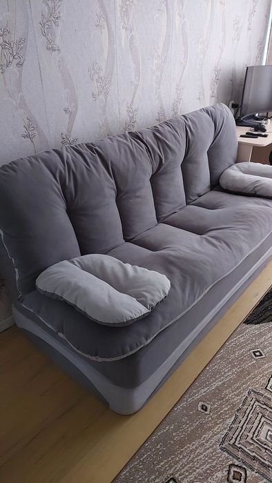 Продам диван безкаркасный