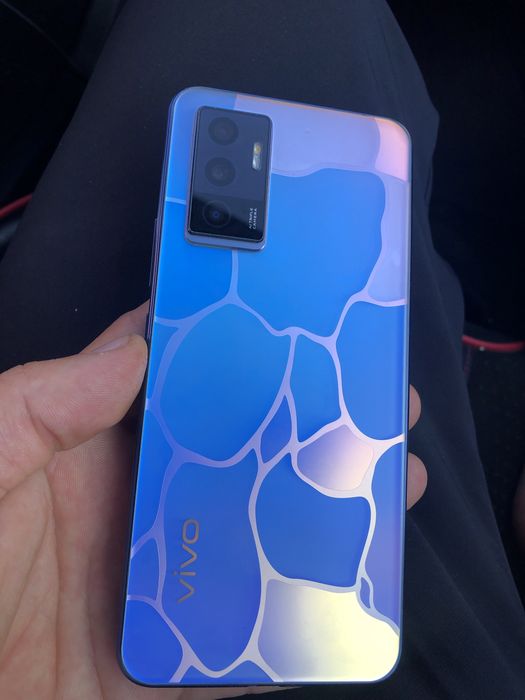 Vivo V23e.   128 гбайт