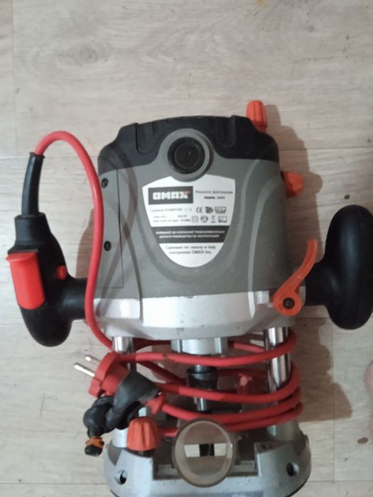 Продам ручной фрезер