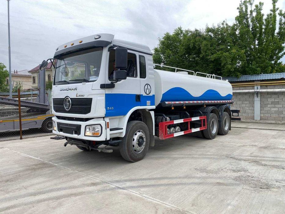 Vodovoz Shacman L3000 6x4 15k olqi va orqadanam suv sepadi Orient Ozod