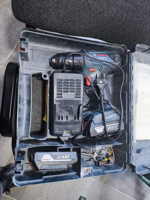 Шуруповерт Bosch 18V