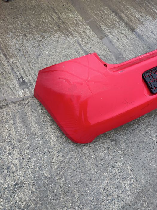 задна броня за toyota yaris
