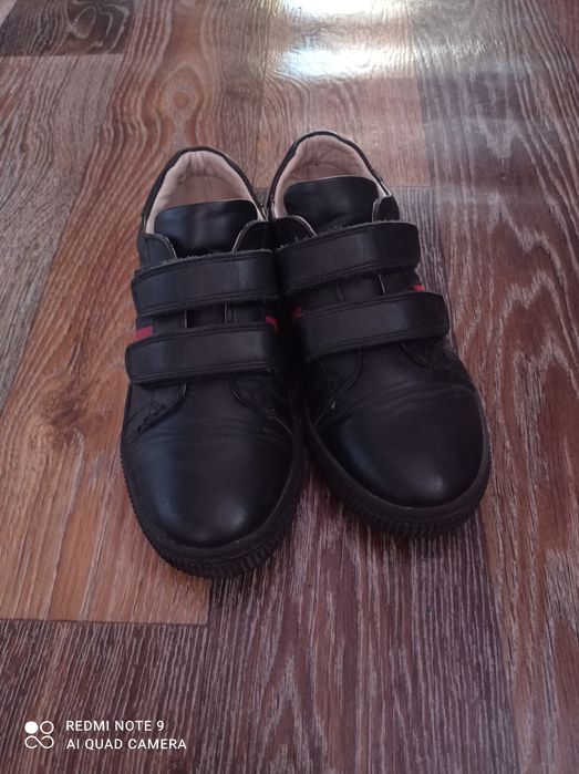 Обувь на мальчика. Размер 30,31,33.