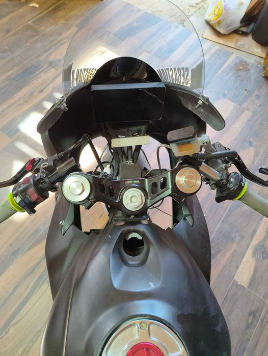 Vand/Schimb CF MOTO 300 SR pentru pista