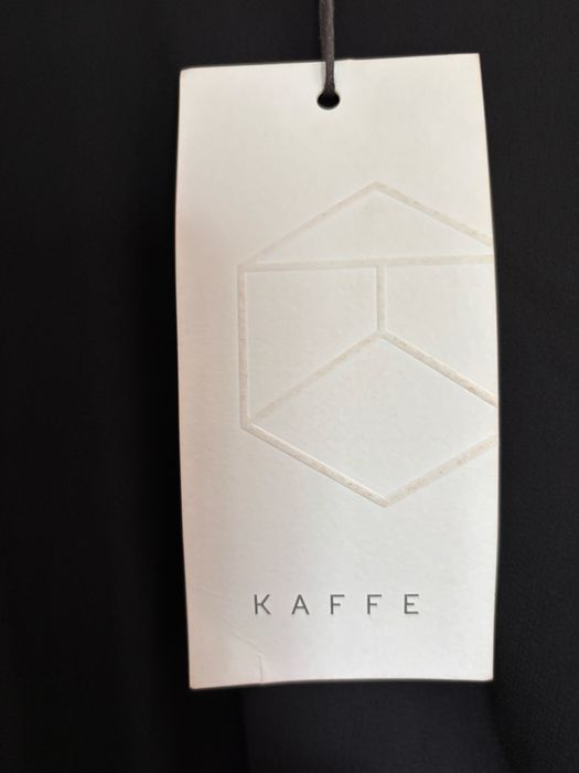 Черна рокля солей -KAFFE