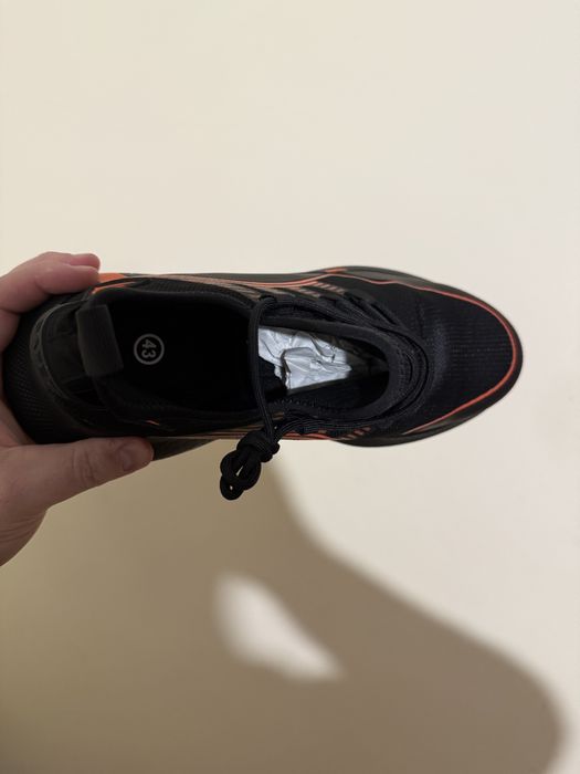 Pantofi incaltaminte cu protectie bombeu metalic