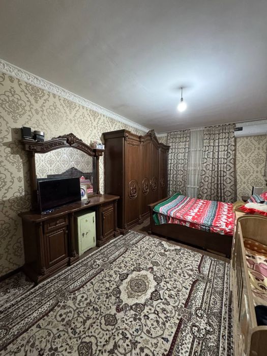 Сергели 8 худуд 3 хона 4 этаж.Мебель техника.срочно сотилади