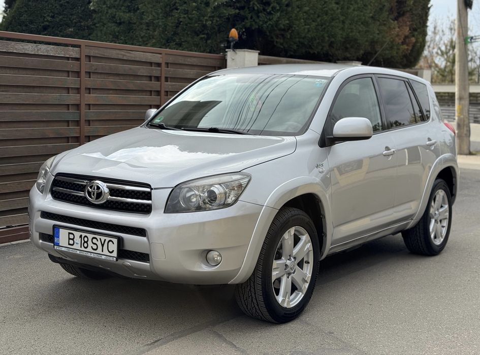Toyota Rav-4 D-CAT 2008 220.000 km 2.2 diesel 4x4 stare foarte buna