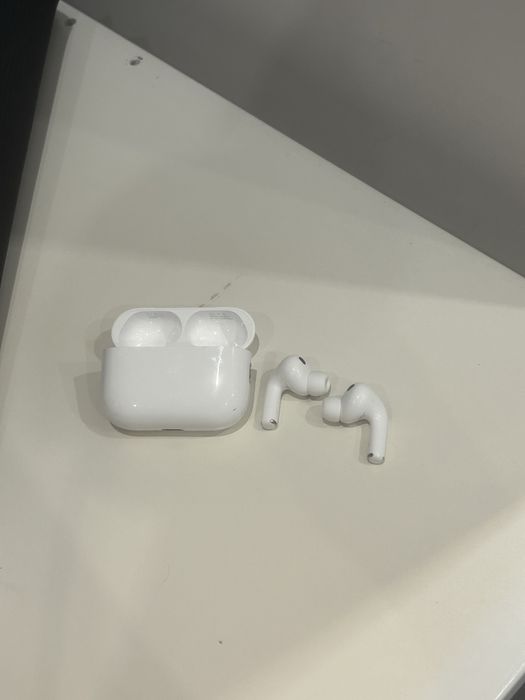 Airpods 3-та генерация