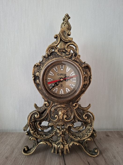 продам часы каминные бронзовые