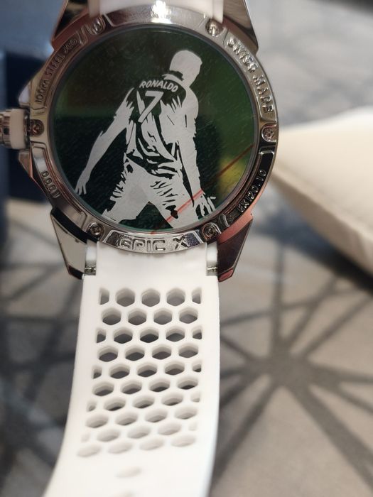Часовник J&CO  CR07 нов