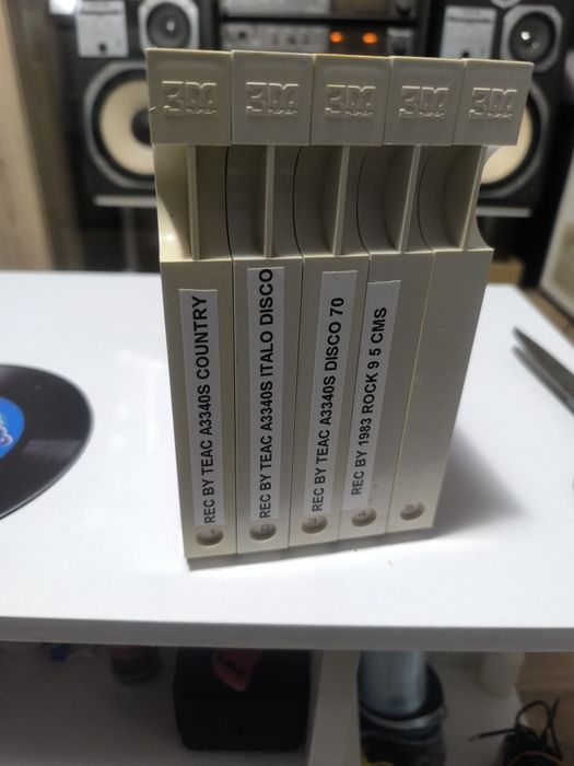 Benzi magnetofon de 18 înregistrate lot