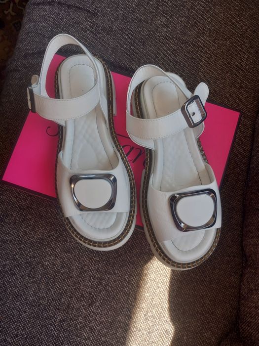 Дамски сандали -естествена кожа