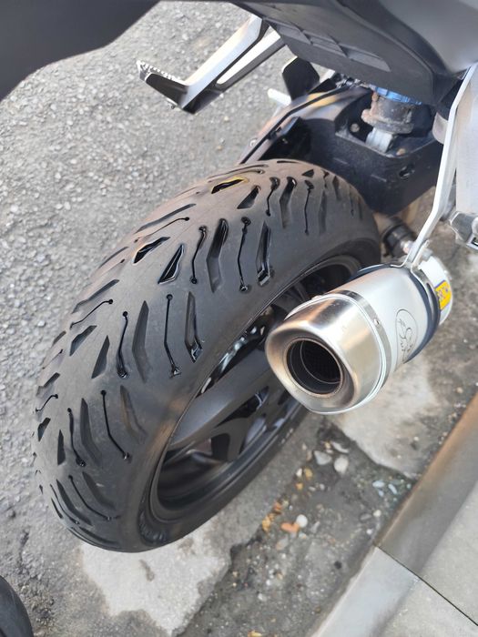 Vând Motocicleta Honda cb 1000r