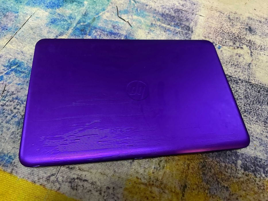 laptop Hp 255-g5, amd a6 - 360 lei