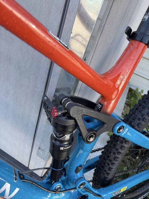Bicicleta Marin Rift Zone1 27.5 (2023)