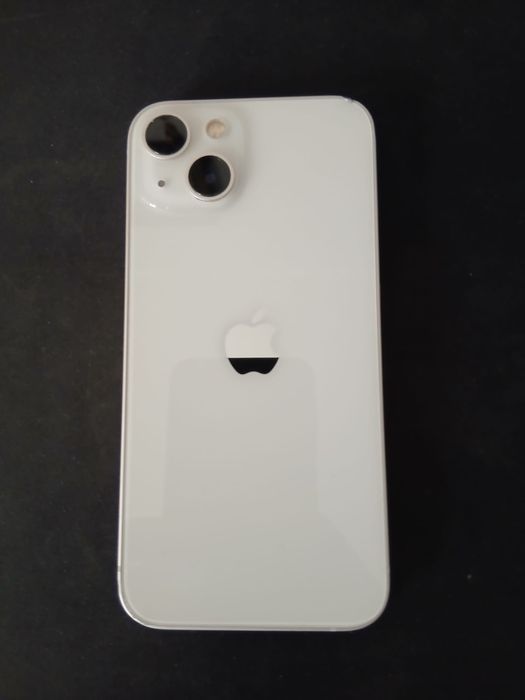 Telefon iPhone 13