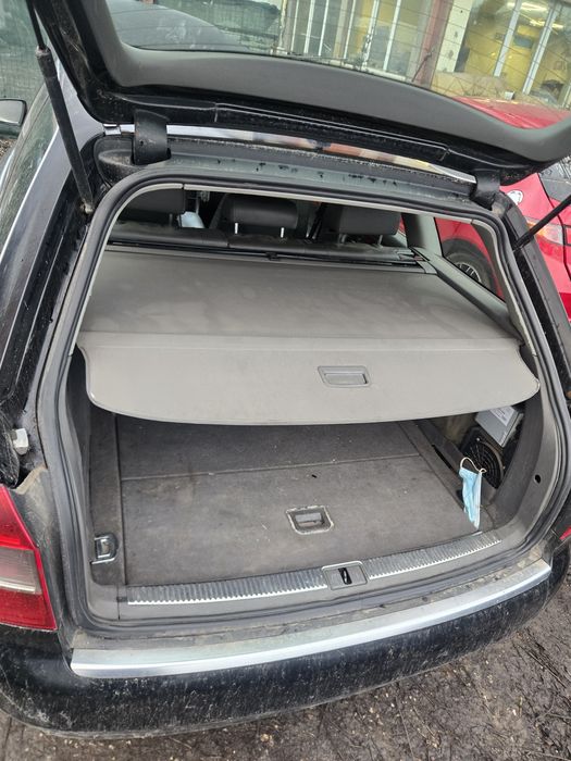 Ауди а4  2.5  автомат 180к.с