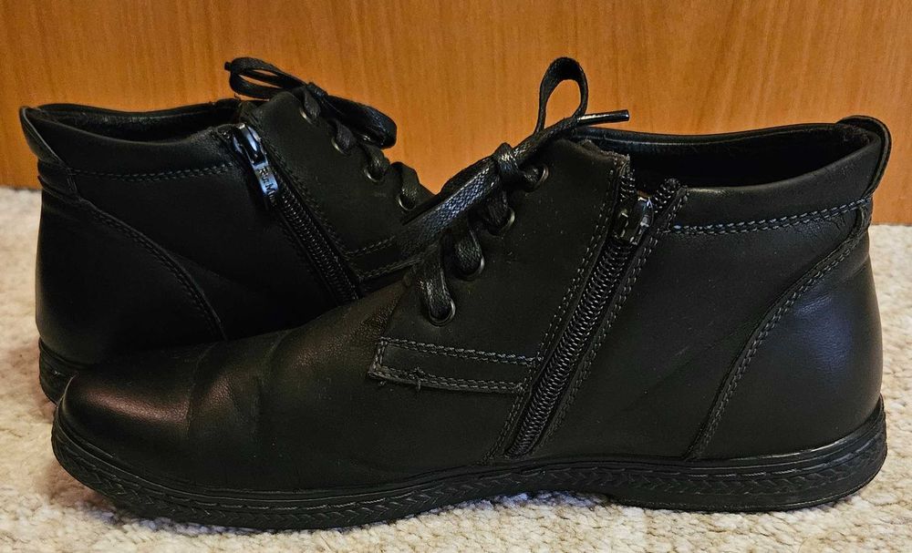 Ботинки демисезонные мужские.