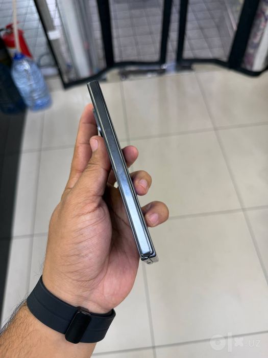 Google  Pixel 9 Pro Fold
12 256Gb
880$