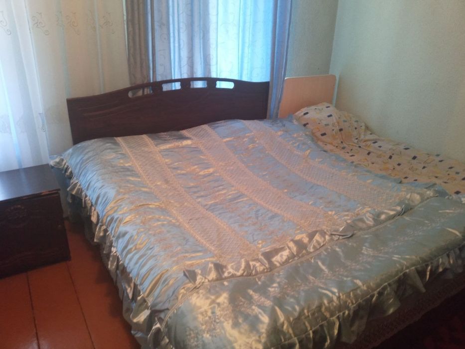 Мебил из дома спалны шикаф