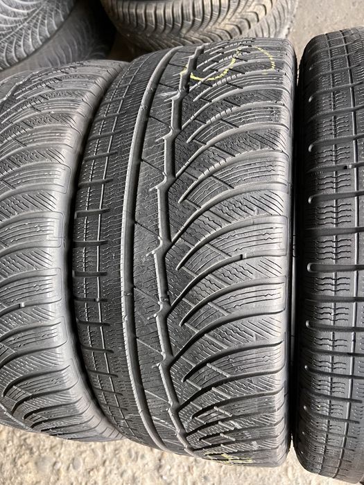 4 anvelope iarna 225/40/18 , michelin!