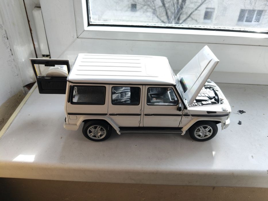 Macheta Mercedes G Class 1/18 Autoart