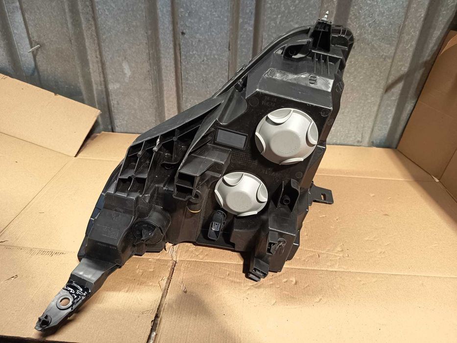 far stanga ford transit custom mk8