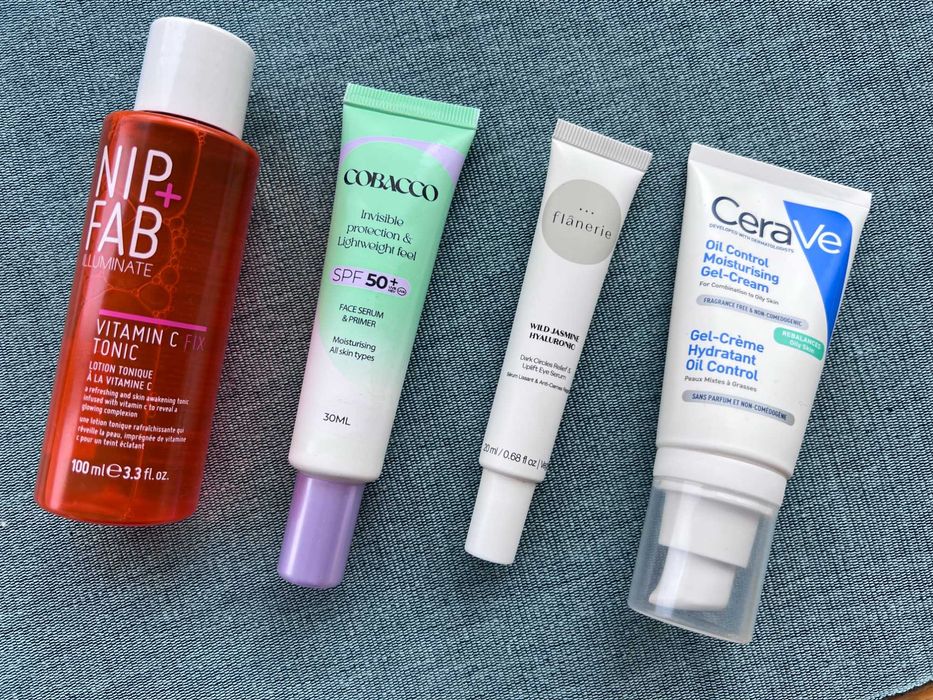 Козметика за лице- тоник с витамин С, слънцезащитен крем за лице SPF50