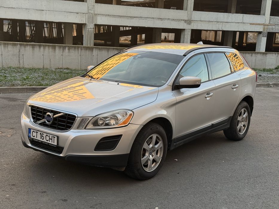 Volvo Xc60•2013•2.4Diesel•Xenon•Rate direct la parc•FinantareVariante