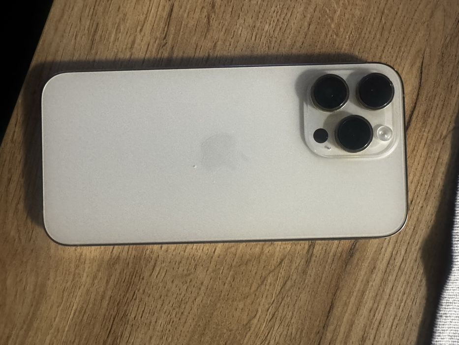 Vand iphone 14 Pro Max alb