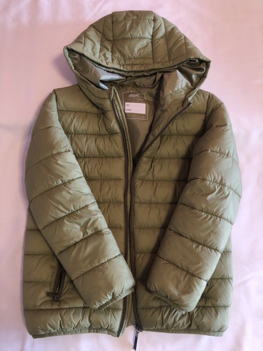 Продавам яке за момче