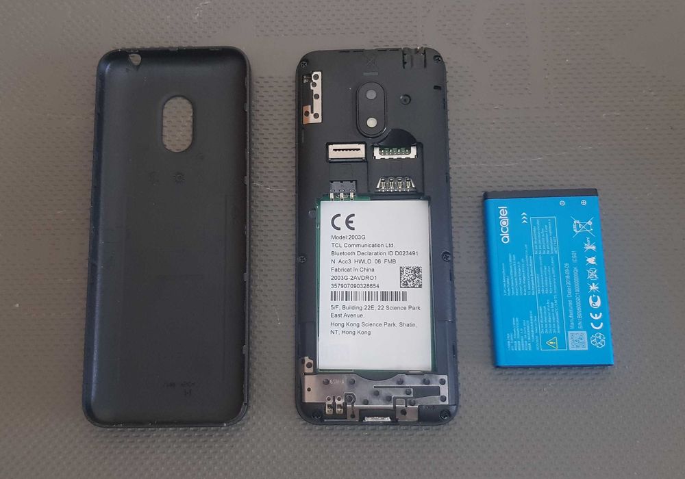 Telefon cu Butoane + incarcator