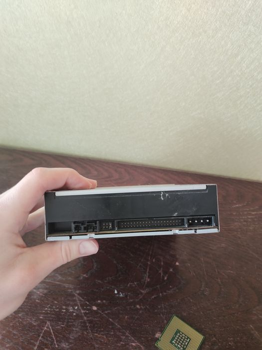 Продам составные части компьютера