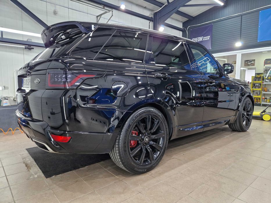 Range Rover Sport 3.0 Diesel Turbo 306 cp HSE  BLACK EDITION.