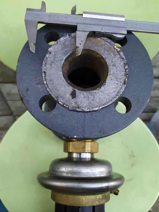 Регулатор на диференциално налягане Danfoss AVP .