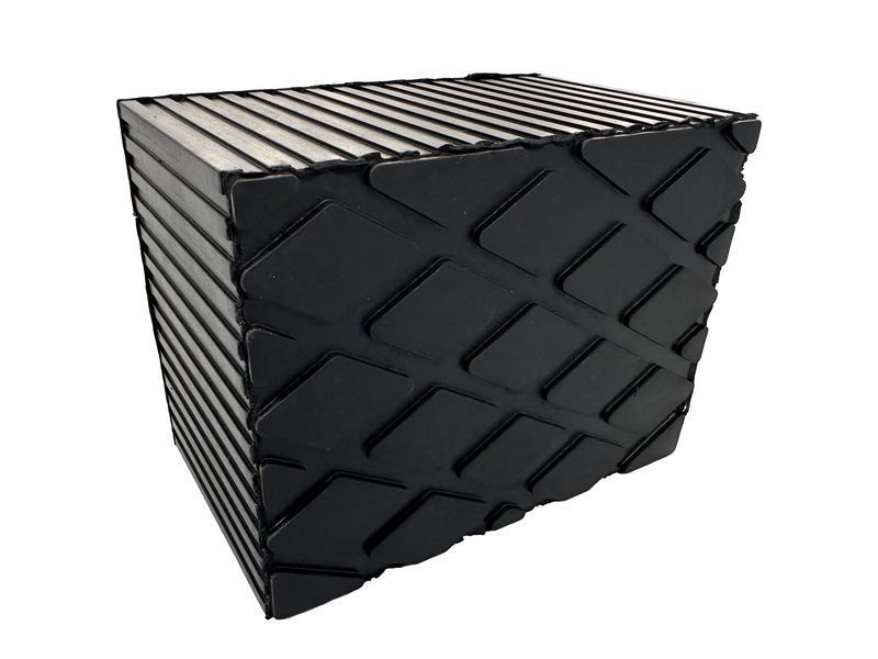 Гумен тампон квадратен за ножичен подемник 160x120х100 мм gebo tools