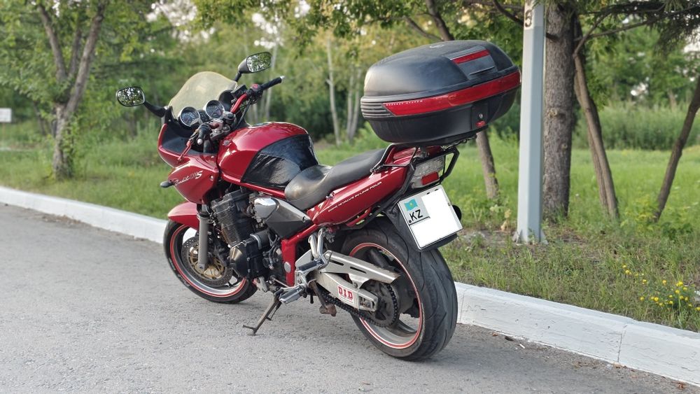 Продам мотоцикл Suzuki Bandit 1200S