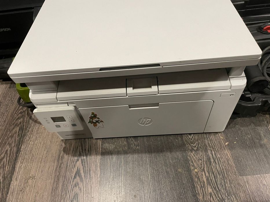 Продам цветной черно белый принтер мфу hp Epson samsung