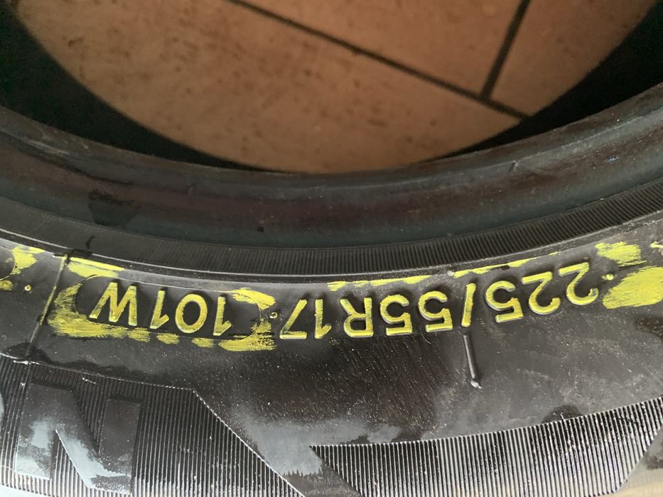 225 55 17 anvelope de vara