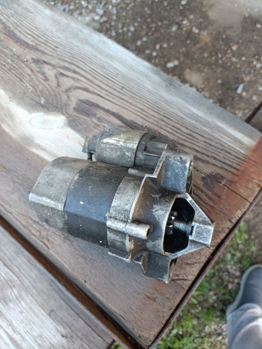 Стартер на Рено Сценик 2000 г