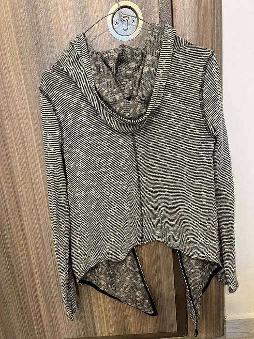 Cardigan dama Review marimea XS