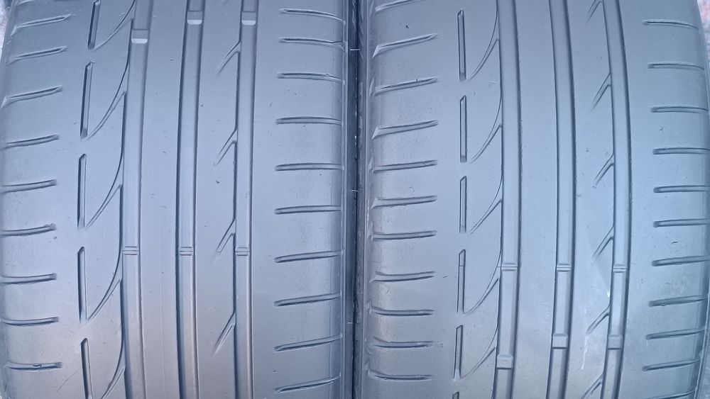255/35/19 Bridgestone