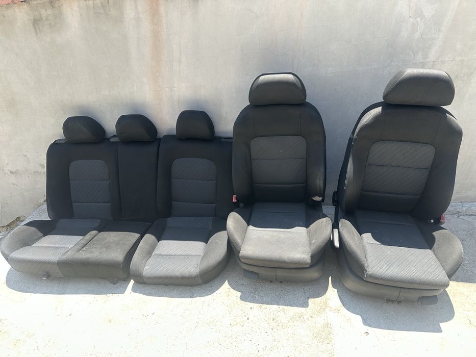 Седалки Seat Leon 1m FR