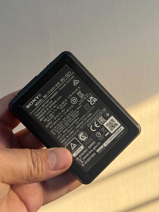 SONY BC-QZ1 Original