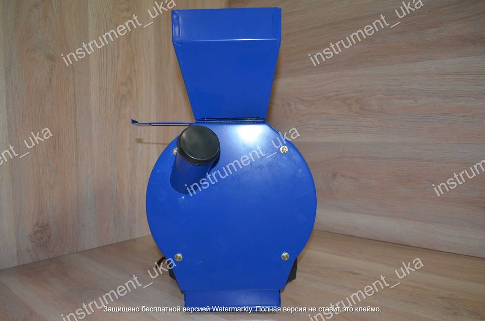 Зернодробилка Бизон