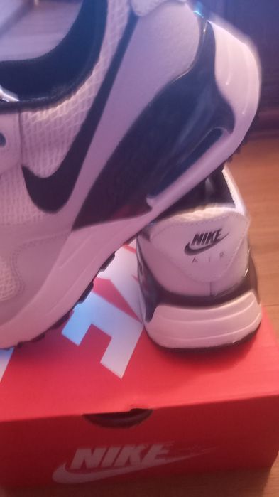 Маратонки Найк Air max. Нови.