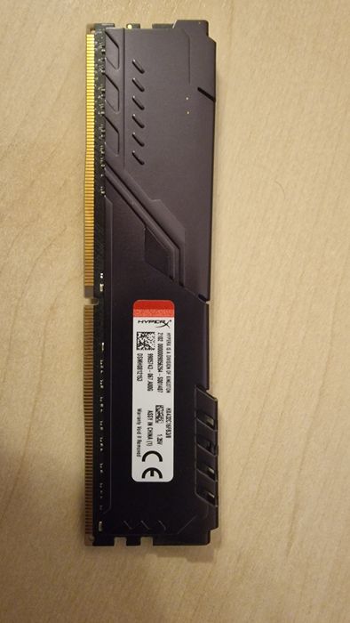 Memorie RAM DDR4 1 x 8GB DDR4-3200 CL16